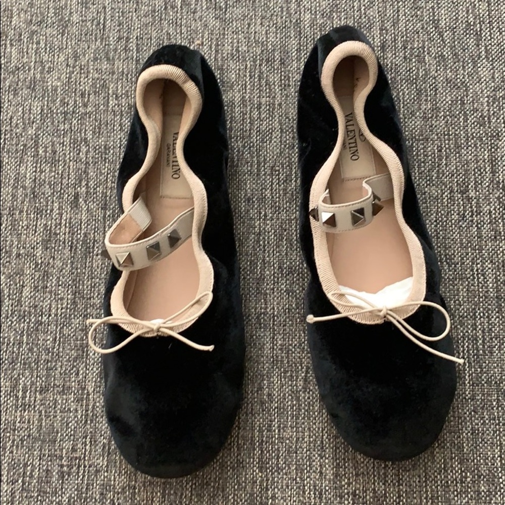 NEW Valentino Black Velvet Ballet Flats Shoes 36.5